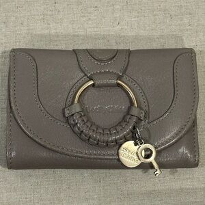 See‎ by Chloé Leather Wallet in Motty Gray